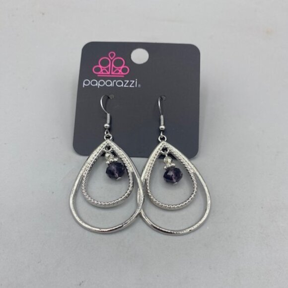 Paparazzi Reign On My Parade Purple Earrings - Picture 1 of 2